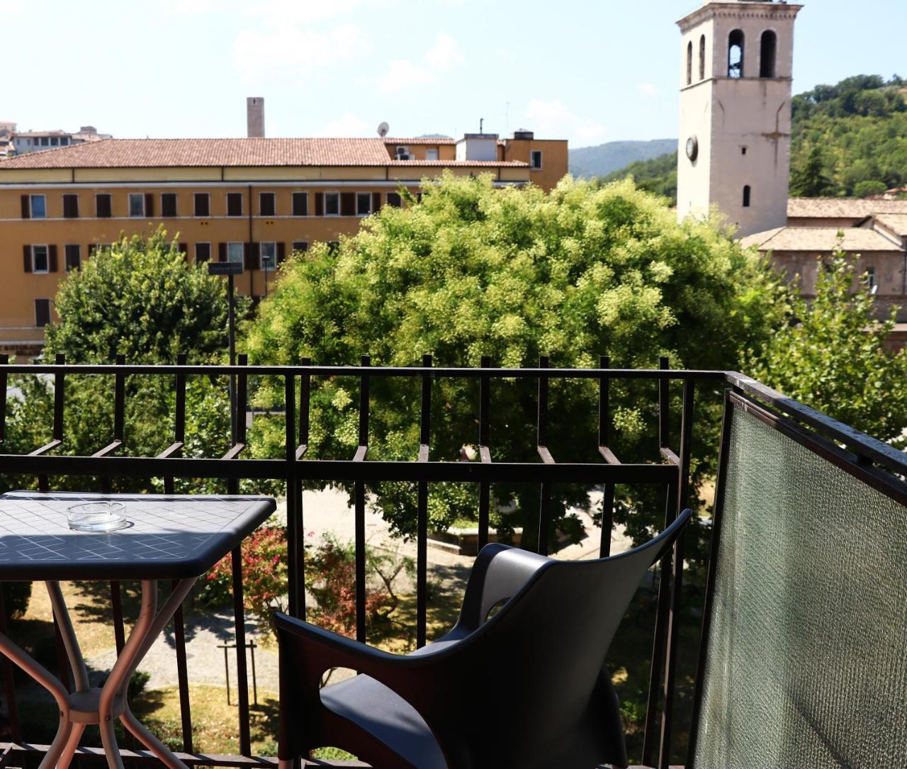 Hotel Clarici Spoleto Zewnętrze zdjęcie